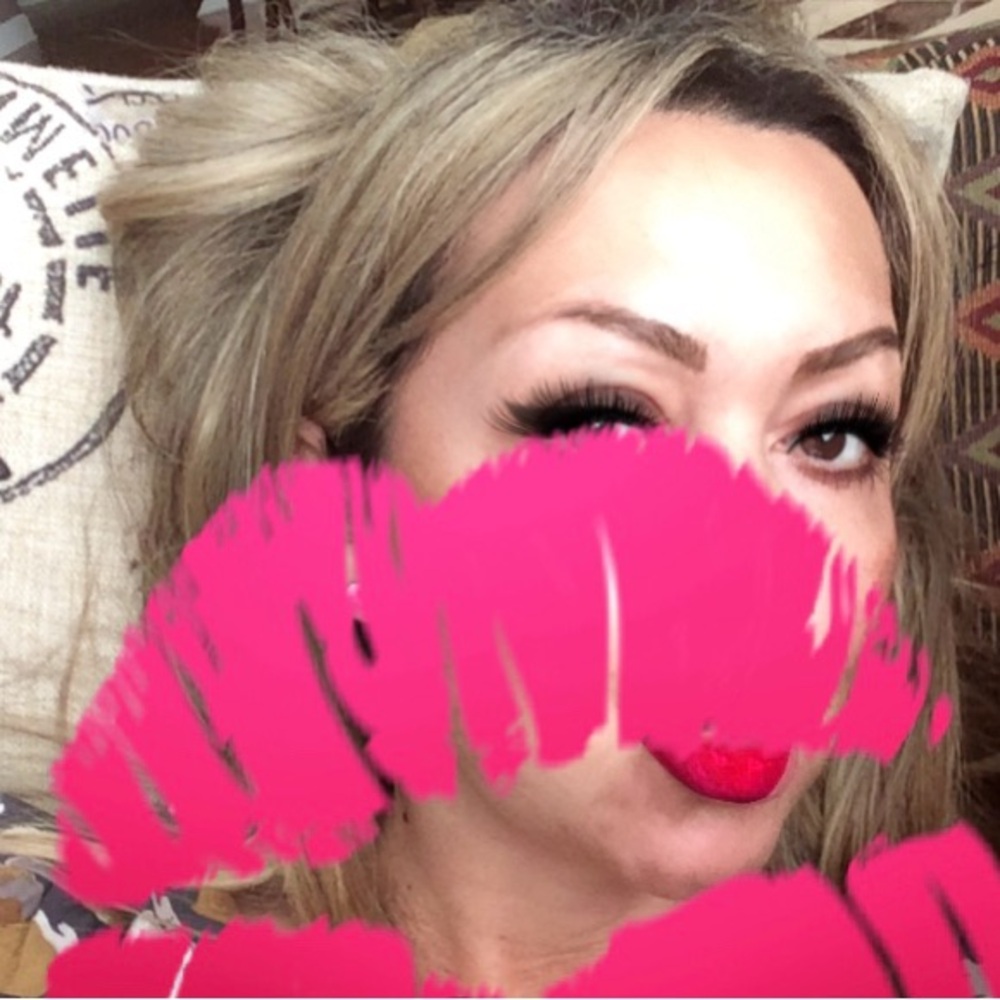 Meet your Posher, Aleida